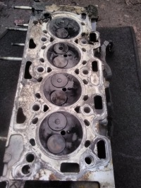 Peugeot 206 fl 1.4 hdi головка 8hz 9643477110 комплект  вал с Разборки, фото thumb