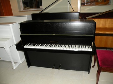 == Nordiska Piano, чёрный с RENNER