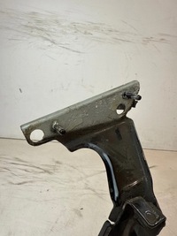 фото thumb №12, Кронштейн кронштейн крыла левый перед audi a4 b8