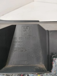 фото thumb №10, Peugeot 5008 2011 бардачок панели приборной панели