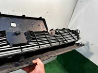 фото thumb №8, Citroen ds4 ii 2021- решётка бампера средняя перед передняя 9834470080