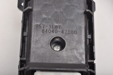 фото thumb №9, Toyota prius iv панель перемикач скло 84040-47080