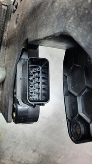 фото thumb №6, Замок дверь правый задняя 10 pin volvo v50 04-12r