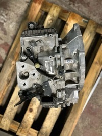 фото thumb №1, Автоматическая коробка передач передач chrysler pacifica p68166504ad