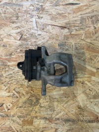 фото thumb №1, Суппорт тормоза левый задняя audi a4 b9 a5 8w 8w0405at