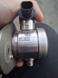 Насос топлива bmw n63b44d g05 g06 g11 g12 g30 m8 m5 x5m x6m с Разборки, фото thumb