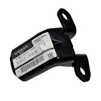 фото thumb №1, Qashqai micra note петля дверь левый верхний перед 824212f030 оригинал