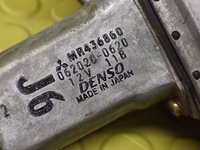 фото thumb №8, Mitsubishi pajero 3 підйомник скло правий перед