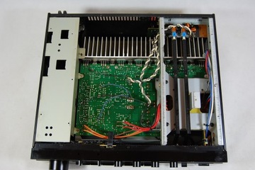 YAMAHA AX-900