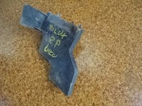 фото thumb №1, Toyota hilux 12r защита пластик радиатора