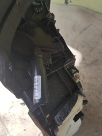 фото thumb №4, Бардачок консолі бежевий europa bmw f30