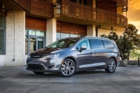 фото thumb №3, Chrysler pacifica коробка предохранителей 2018-2020