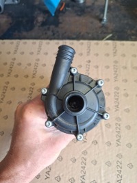 фото thumb №9, Дополнительный водяной насос mercedes a0005000386