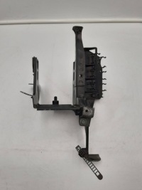 фото thumb №1, Кронштейн кронштейн насоса abs audi a6 c5 97-05 4b0614119t