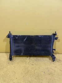 фото thumb №1, Peugeot bipper - радіатор wody