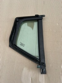 фото thumb №2, Скло двері лівий задня dacia sandero iii 22r