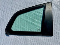 фото thumb №1, Bmw x3 e83 скло кузовна правий задня чорний mat