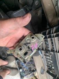 Felicja skoda замок внутренний засов правый задний  перед Недорого, фото thumb