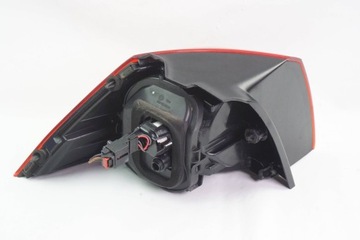 фото thumb №10, Лампа права задня vw golf vii 5g0945096f