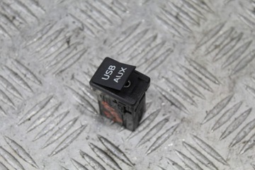 фото thumb №1, Ganiazdo aux usb toyota verso 09-