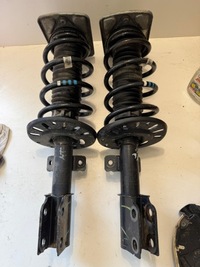 фото thumb №1, Амортизатор левый citroen jumpy peugeot expert proace vivaro c 2.0 автоматическая коробка передач