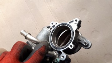 фото thumb №8, A4 b9 8w дроссельная заслонка 2.0 tdi 04l128063t a5 8w