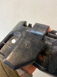 фото thumb №6, Молдинг рамка лампи задньої кронштейн   зад subaru outback vi bt