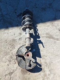 фото thumb №1, Mercedes w176 w246 амортизаторна стійка поворотний кулак ліва