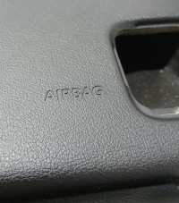 фото thumb №5, Jaguar e-pace передний рестайлинг подушка торпедо консоль подушки ремни оригинал демонтаж