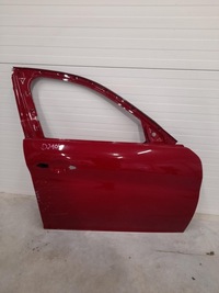 фото thumb №1, Двері праве передні alfa romeo giulia