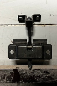 фото thumb №1, Ограничитель дверь volvo fh renault 84167953