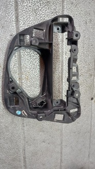 фото thumb №1, Кронштейн радио volvo xc60 30781190