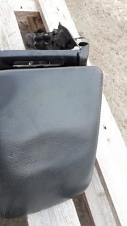 фото thumb №6, A4 b8 s4 рестайлінг підлокітник перед шкіра чорна