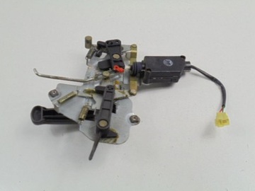 фото thumb №4, Kia carnival i 99-01 амортизатор ручка двері внутрішня ліва зад