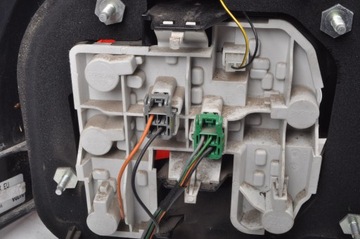фото thumb №7, Volvo s40 ii лампа правая задняя правый зад sedan рестайлинг eu 31214608