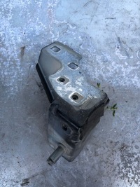 фото thumb №1, Кронштейн поперечина перед captur 641802835r