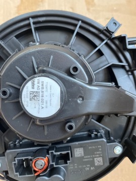 фото thumb №9, Vw golf viii 8 2022r вентилятор повітродувка нагрівача оригінал європа
