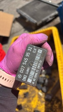 фото thumb №1, Реле mercedes w202 0075459532 vito w123