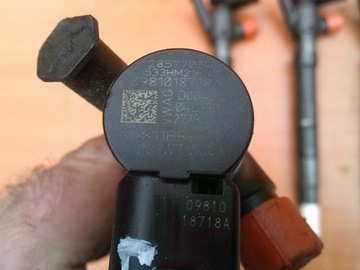 фото thumb №11, Vw audi seat skoda 1.6 tdi dgt dgte инжектор 04l130277bf 28577054