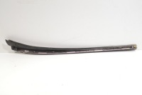 фото thumb №5, Молдинг стёкла лобовой правая пианино mercedes e-klasa w213 2136901282