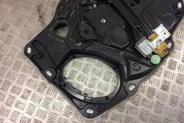 фото thumb №9, Підйомник вікна задніх лівих двері jeep renegade off-road bu c36097104