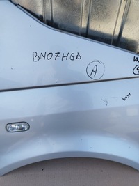 фото thumb №6, Крыло правый перед vw transporter t5 серебристый