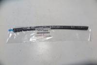 фото thumb №1, Прокладка крышки багажника задняя toyota rav4 iv 75573-42050