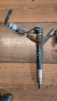 фото thumb №7, Инжектор toyota corolla verso ii avensis t25 2.2 d-cat