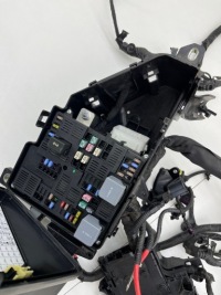 фото thumb №10, Volvo v90 жгут установка камеры двигателя 9401927 32200112