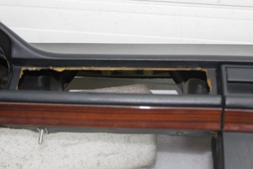 фото thumb №10, Mercedes w124 панель роздавальна капот консоль чорна eu капот