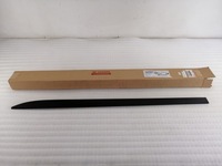 фото thumb №1, Toyota corolla молдинг дверь правая