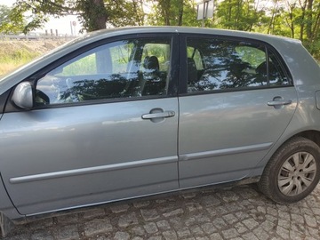 фото thumb №16, Бардачок пассажира toyota corolla e12 2.0 d 4d 2002 chb 4d 81kw 8q3