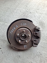 фото thumb №1, Поворотний кулак супорт правий перед freelander ii 2.2