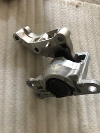 фото thumb №1, Renault espace v кронштейн подушка двигателя 112114ba0a